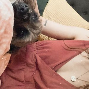 Meet your Posher, Alyssa